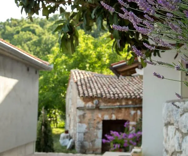 Tinka Διαμέρισμα *