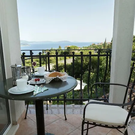 Apartament Tinka *
