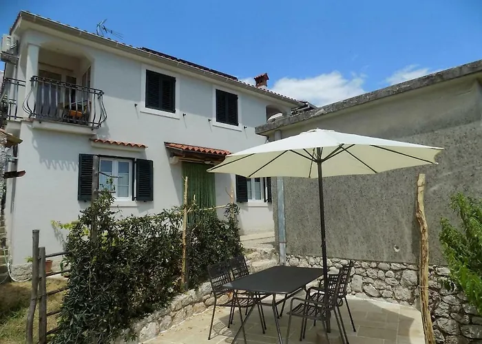Tinka Apartment Brseč